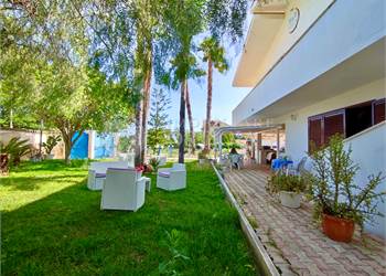 Villa a 100 metri dalla spiaggia dell’Arenella